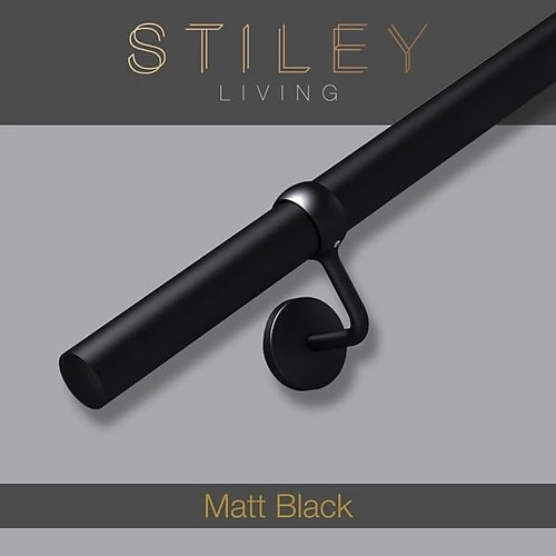 Matt black handrail wall - black,