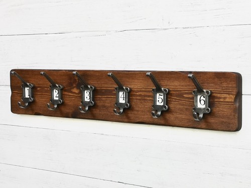 Vintage style cloakroom - style,