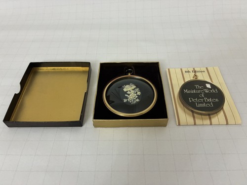 Flowers cameo miniature - in,