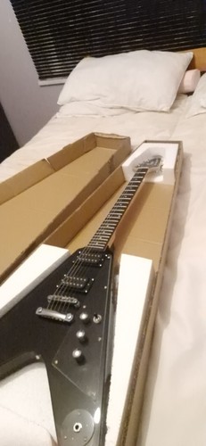Beaton florence flying v - beaton,