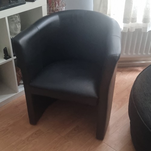 Black solid indoor - tub, chair