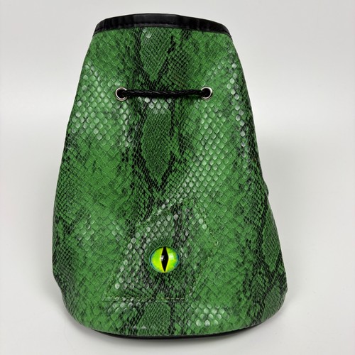 Grinning gargoyle green dragon - grinning,