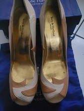 TERRY DE HAVILLAND "Carina"