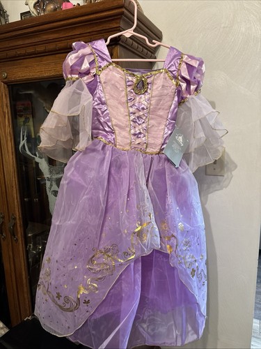 Disney store princess tangled - princess,