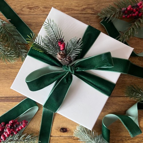 Christmas velvet ribbon dark - ribbon,