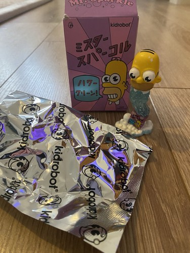 Kidrobot simpsons sparkle - kidrobot,