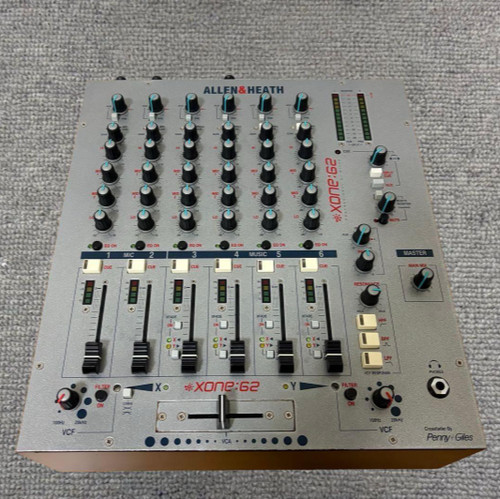 Allen heath xone - allen, &