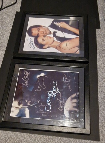James bond framed - bond, 2x
