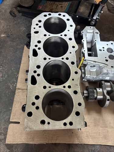 Recon cylinder block isuzu - recon,