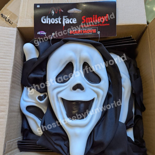 Scary movie mask smiley - scary,