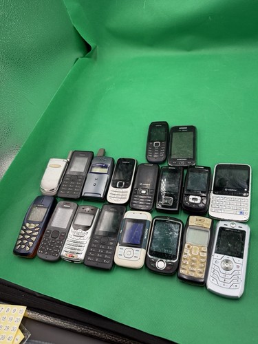 18x vintage mobile phone - 18x,