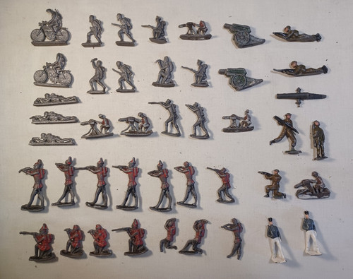 Vintage lead soldiers 43 - soldiers,
