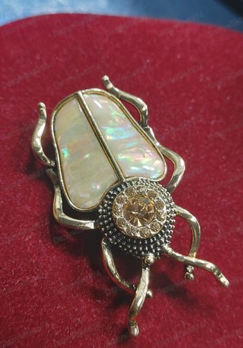 Insect antique gold - antique, scarab