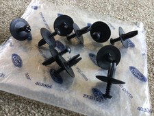 Genuine Ford Escort RS Turbo Bonnet Insulation clips X 10