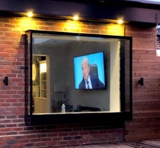 ORIEL WINDOW MANUFACTURER-Frameless Glass Box Seat-Steel Fabricated As Standard