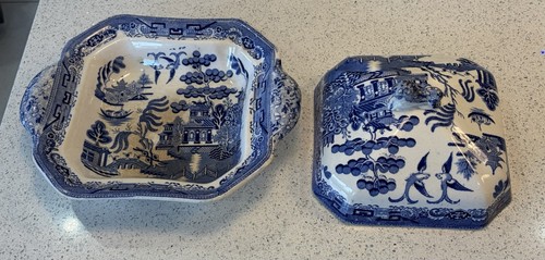 Antique blue willow - blue,