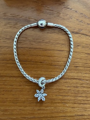 Pandora silver round clasp - round,