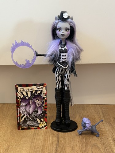 Monster high clawdeen wolf - monster,