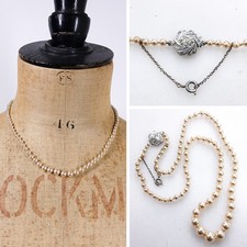 Vtg Lotus Faux Pearl Necklace