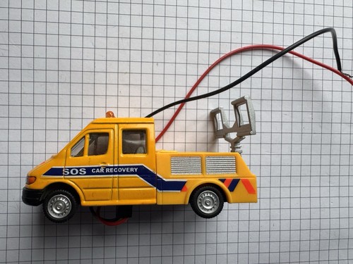 Die cast yellow mercedes - die,
