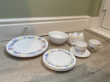 Vintage Arcopal dinner set 20