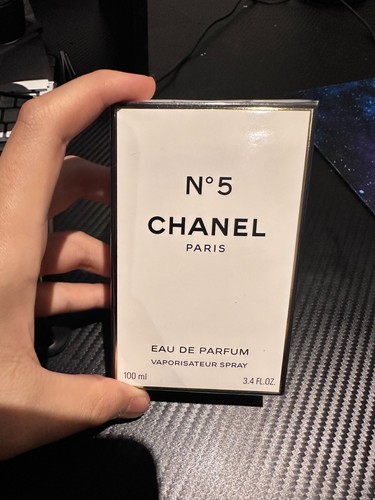 Chanel perfume brand - no,