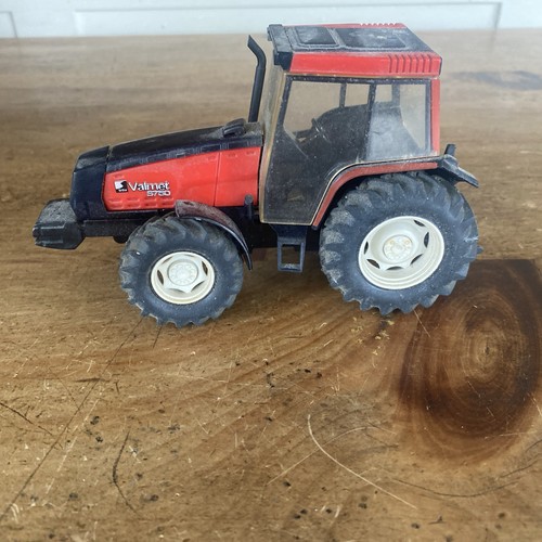 Britains farm tractor valmet - farm,