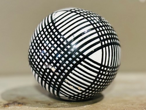 White victorian carpet ball - white,