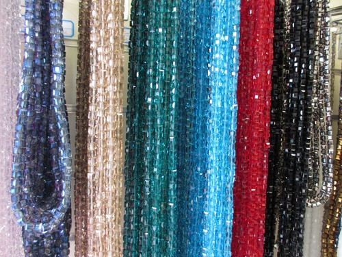100 faceted glass - glass, cube