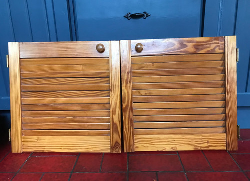 Pair matching varnished small - matching,
