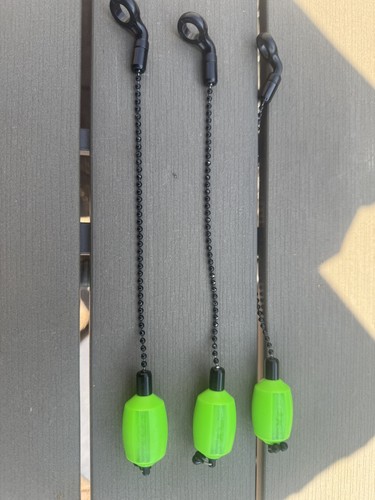 Fox black label - dumpy, bobbins