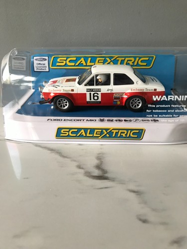 Scalextric c4324 ford - c4324, escort