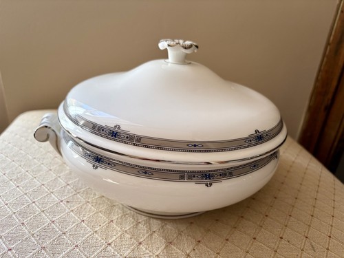 Wedgwood amherst vegetable - wedgwood,