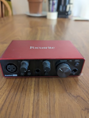 Focusrite scarlett solo gen - scarlett,