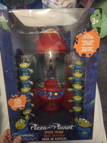 Toy story pizza planet space - pizza,