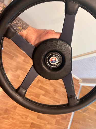 Bmw alpina momo - momo, steering