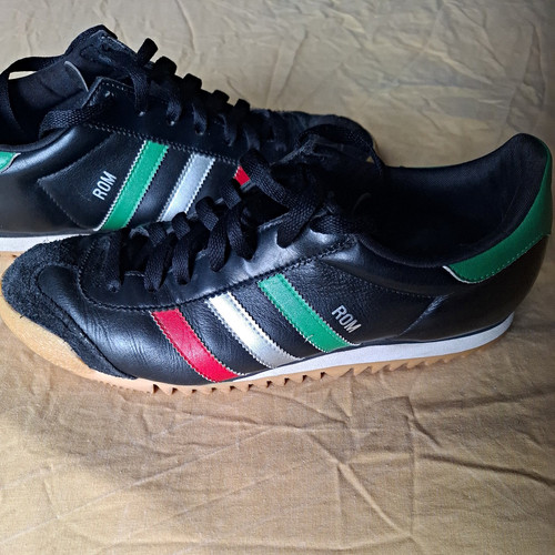 Rare vintage adidas rom - rare,