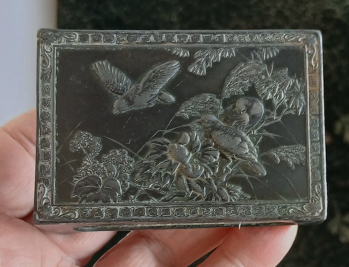 Large bird design - design, metal