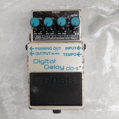 Boss digital delay guitar - dd-5,