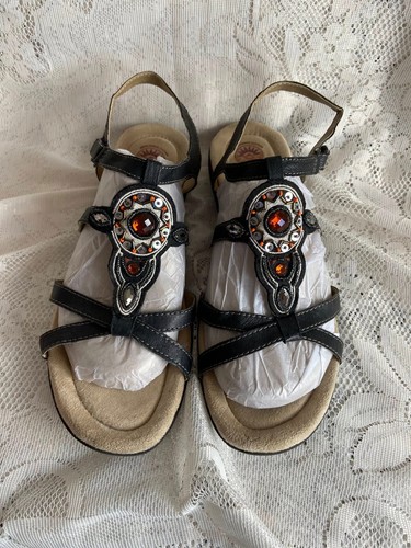 Earth spirit black leather - earth,