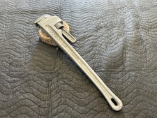 Ridgid 824 24" Aluminum Pipe Wrench - Ridge Tool Co. - USA