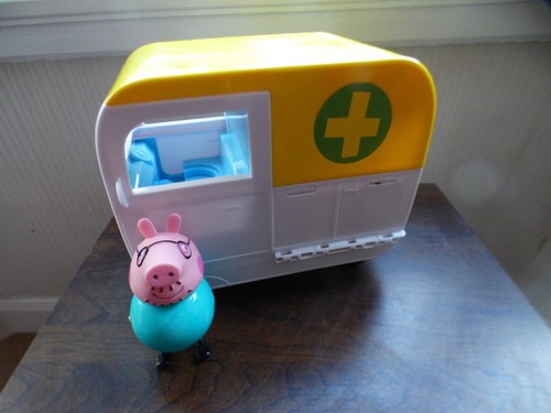 Peppa pig mobile - pig, medical