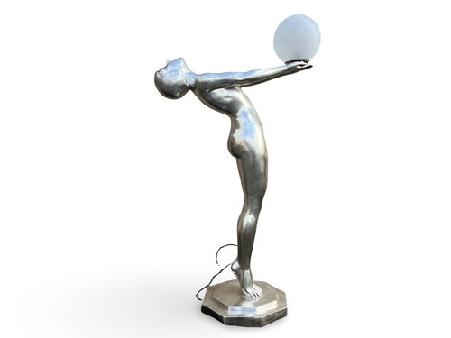 Art deco bronze huge - huge, lady