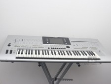 Yamaha Tyros 4 - 61 Key Workstation Keyboard + 1 Year Warranty