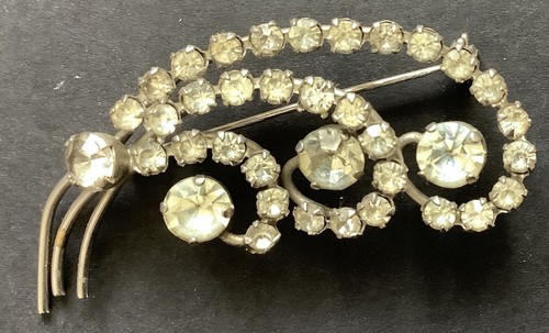 Vintage diamanté brooch - diamanté,