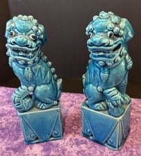 Vintage Pair of Chinese Blue