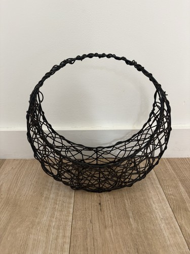 Black wire egg basket - black,