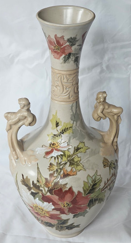 Antique large royal doulton - antique,