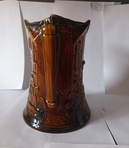 Musical rare 1952 era brown - 1952,