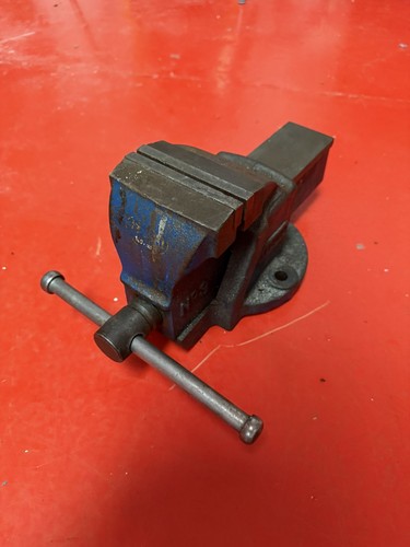 Vintage engineers bench vice - vintage,